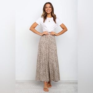 High-waisted animal print pants